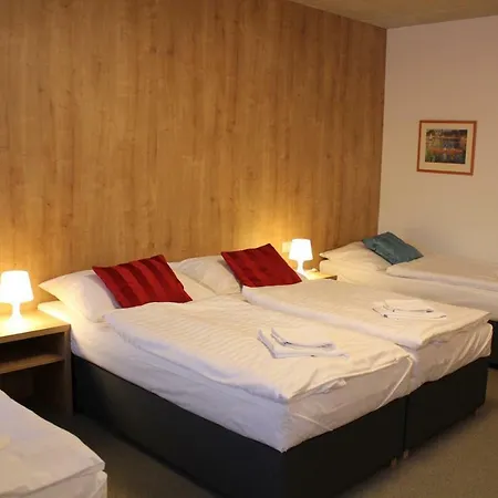 Bílý Beránek Affittacamere 3*